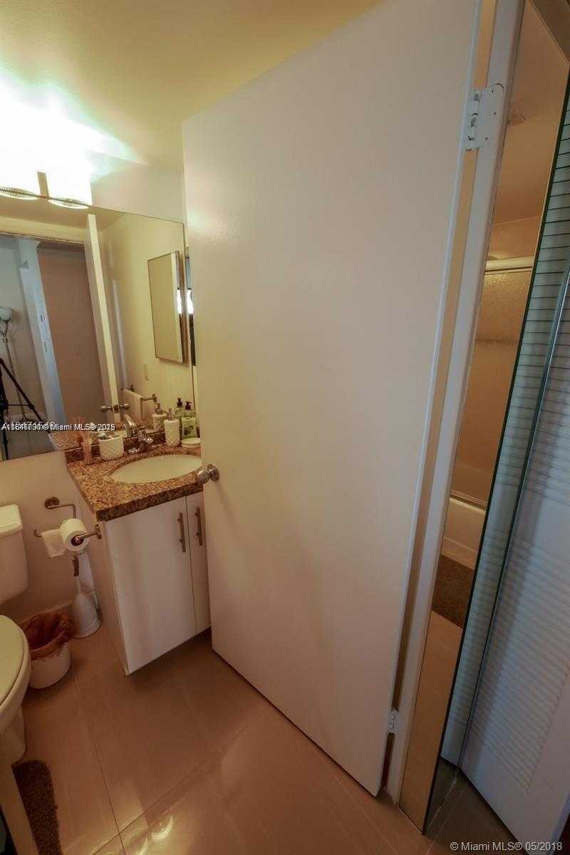 Small Image of 3300 NORTH EAST 192ND ST #1107, Aventura Number 13