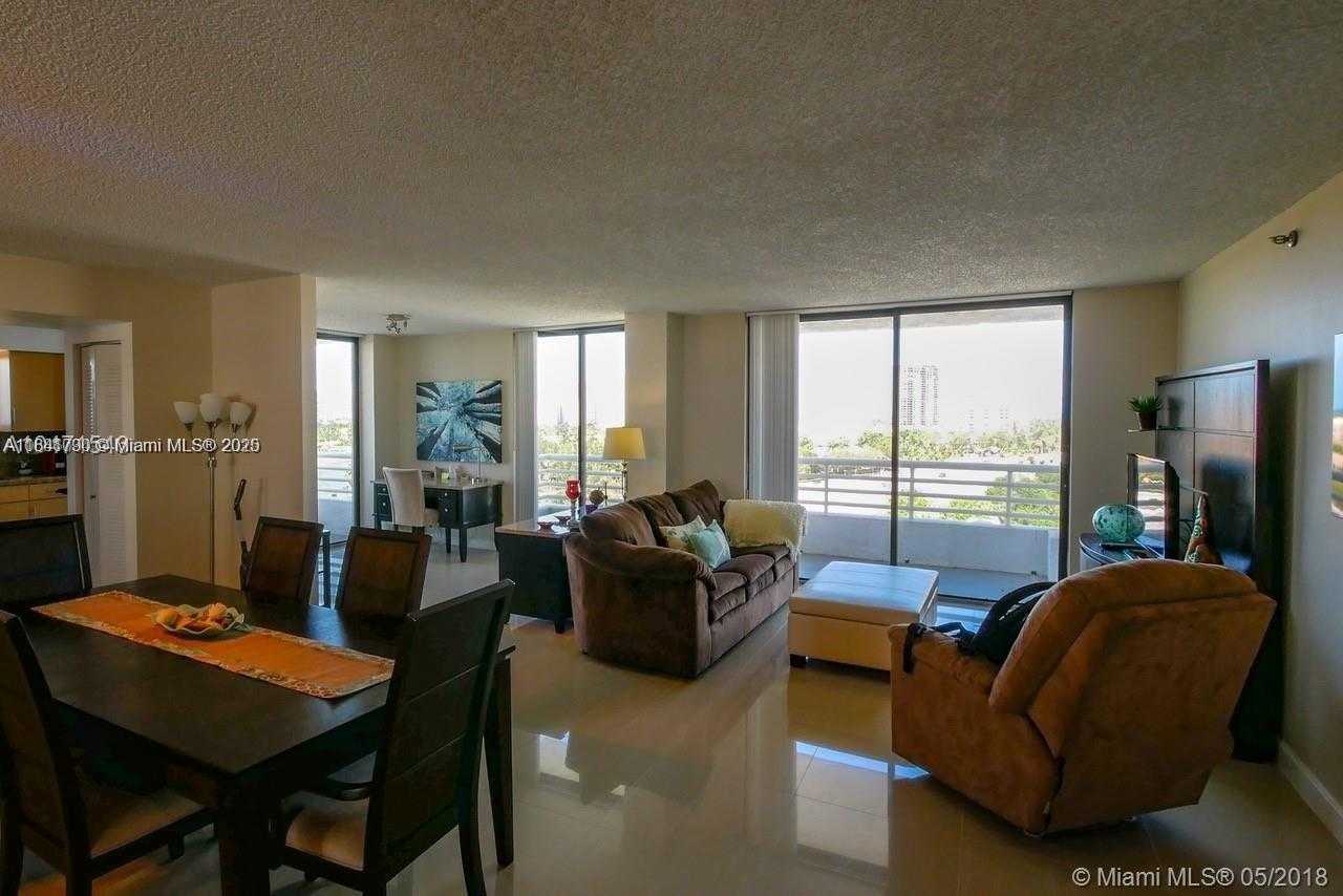 Small Image of 3300 NORTH EAST 192ND ST #1107, Aventura Number 2