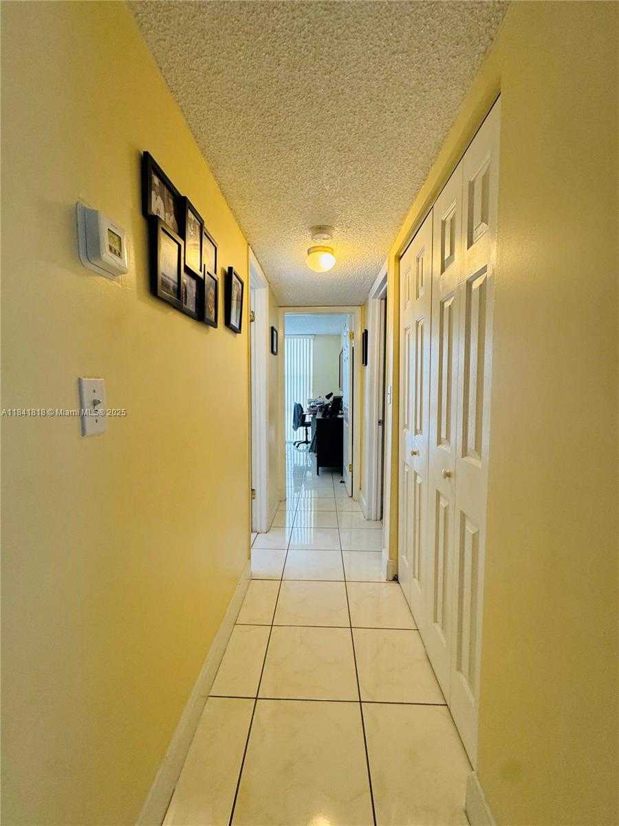 Small Image of 1750 WEST 46TH ST #210, Hialeah Number 11