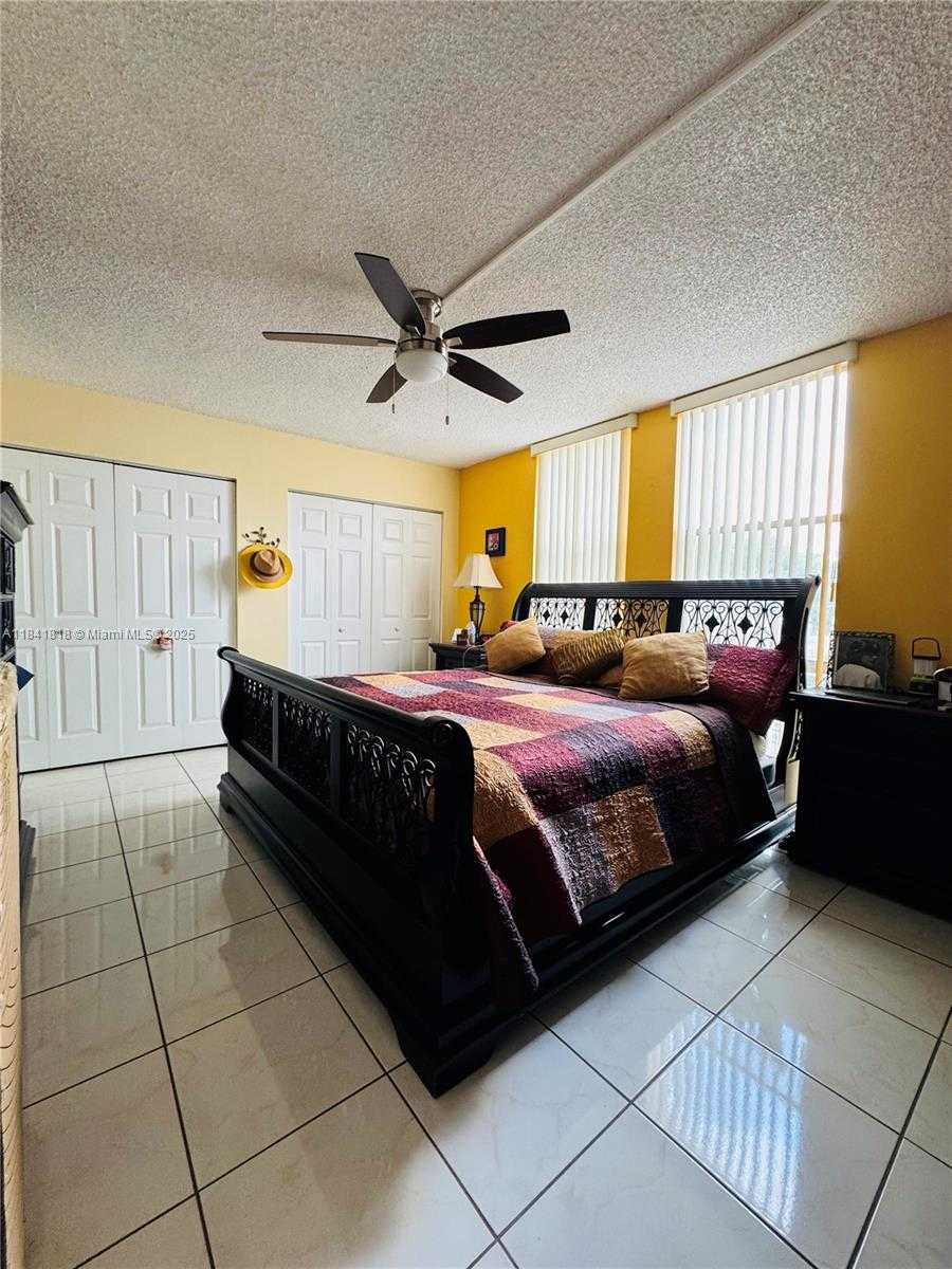 Small Image of 1750 WEST 46TH ST #210, Hialeah Number 12