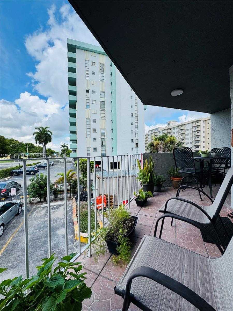 Small Image of 1750 WEST 46TH ST #210, Hialeah Number 2
