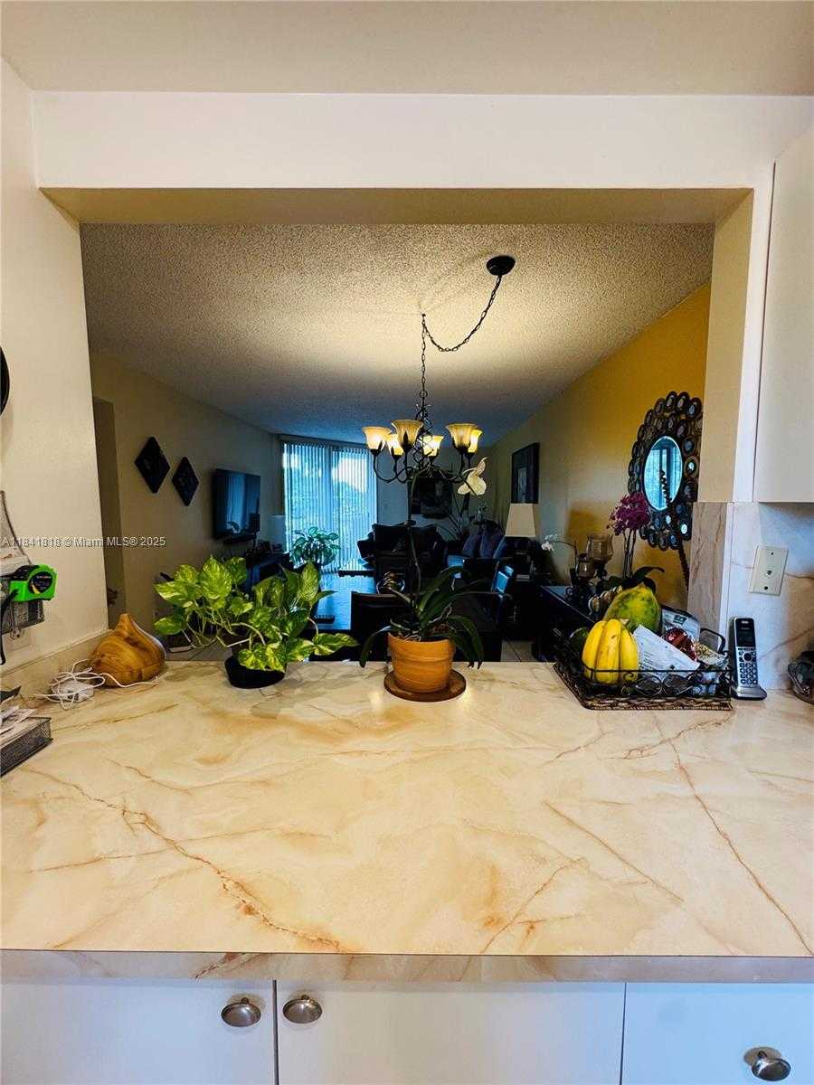 Small Image of 1750 WEST 46TH ST #210, Hialeah Number 9