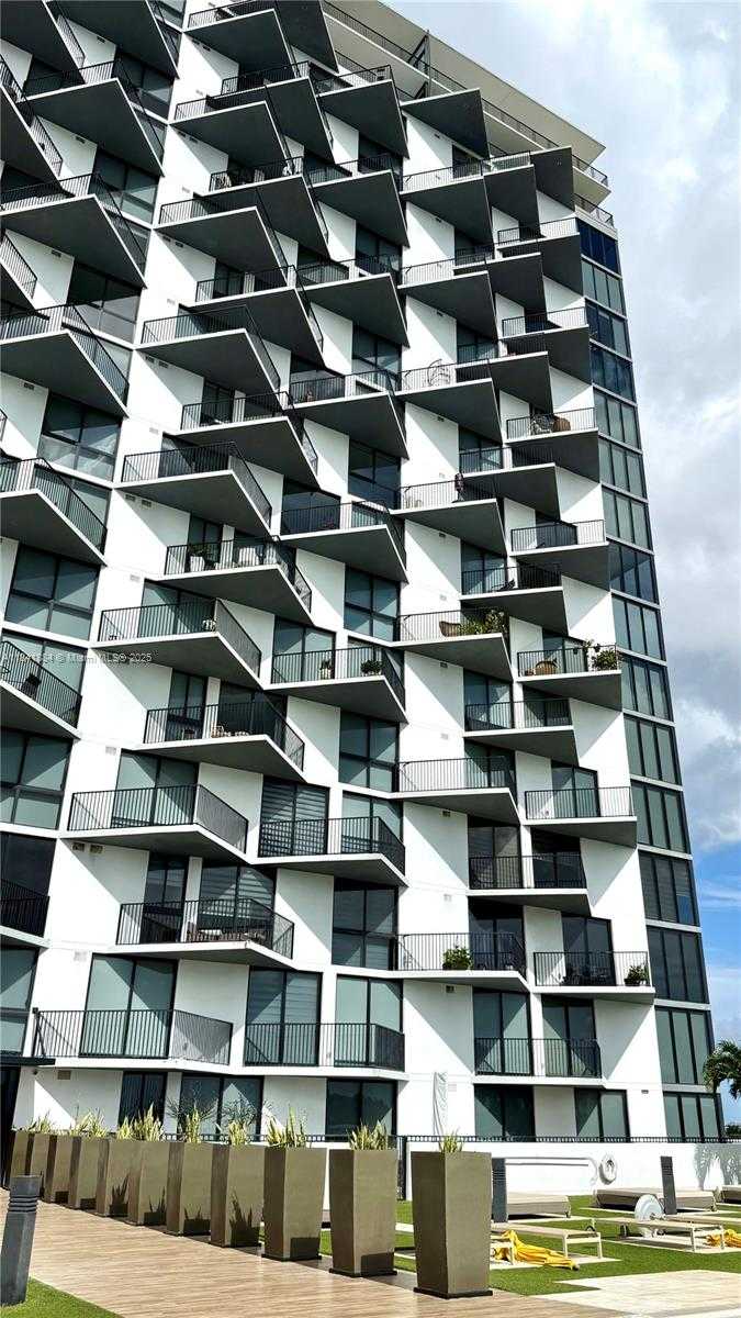 Small Image of 5252 NORTH WEST 85TH AVE #1103, Doral Number 2