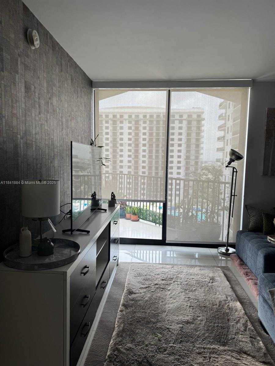 Small Image of 5252 NORTH WEST 85TH AVE #1103, Doral Number 74