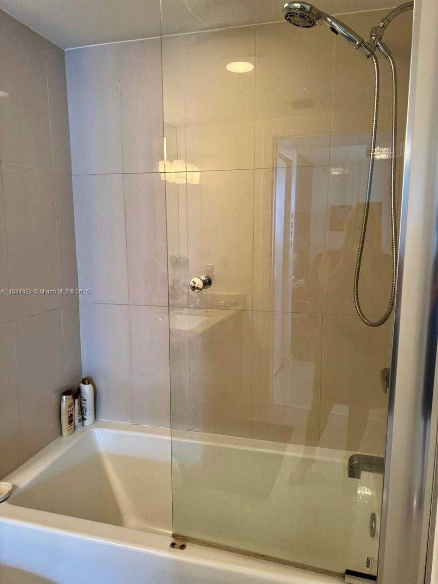 Small Image of 5252 NORTH WEST 85TH AVE #1103, Doral Number 91