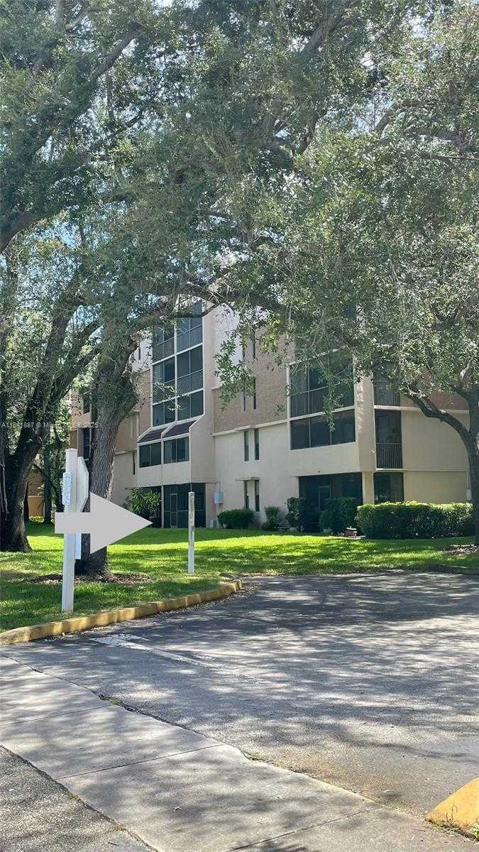 Small Image of 6800 CYPRESS ROAD #103, Plantation Number 15