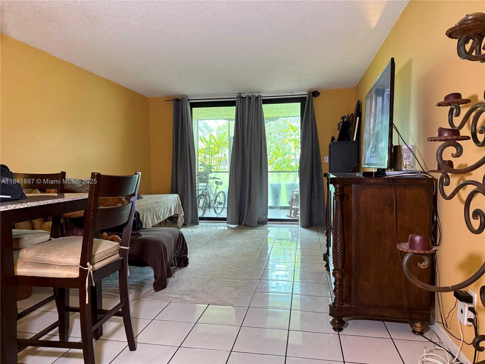 Small Image of 6800 CYPRESS ROAD #103, Plantation Number 2