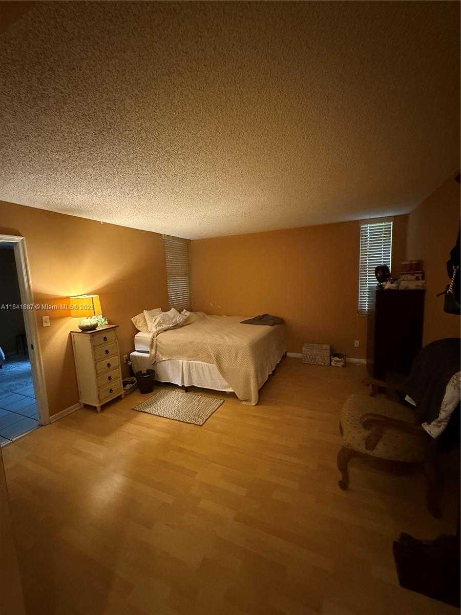 Small Image of 6800 CYPRESS ROAD #103, Plantation Number 7