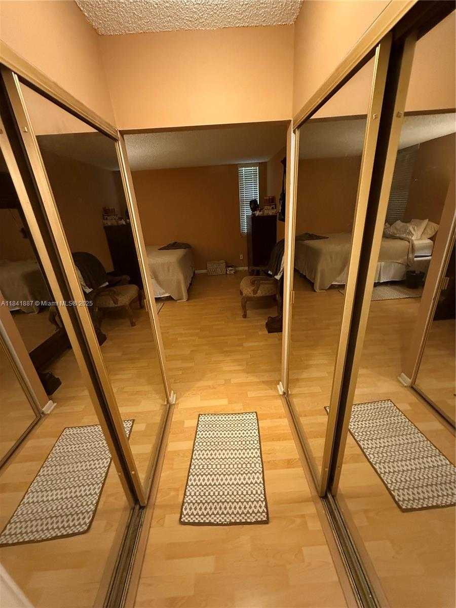 Small Image of 6800 CYPRESS ROAD #103, Plantation Number 8