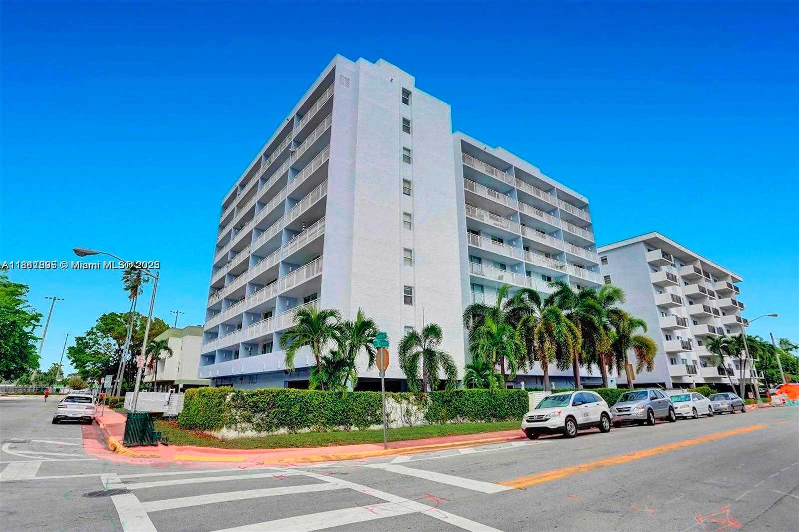 Small Image of 1045 10TH ST #907, Miami Beach Number 17