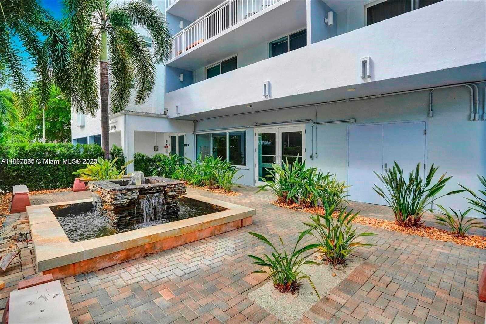 Small Image of 1045 10TH ST #907, Miami Beach Number 18