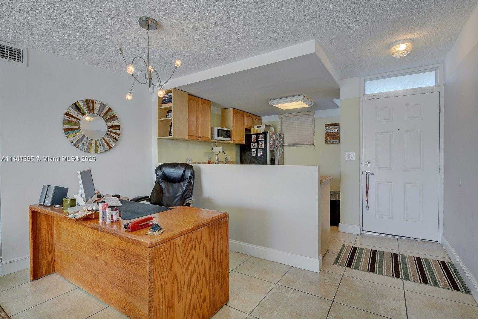 Small Image of 1045 10TH ST #907, Miami Beach Number 7