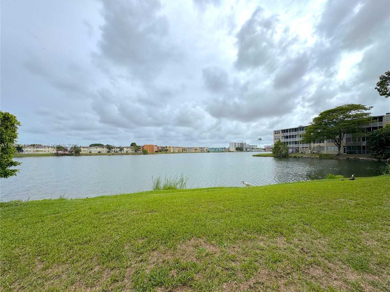 Small Image of 1750 NORTH EAST 191ST ST #224-4, Miami Number 7