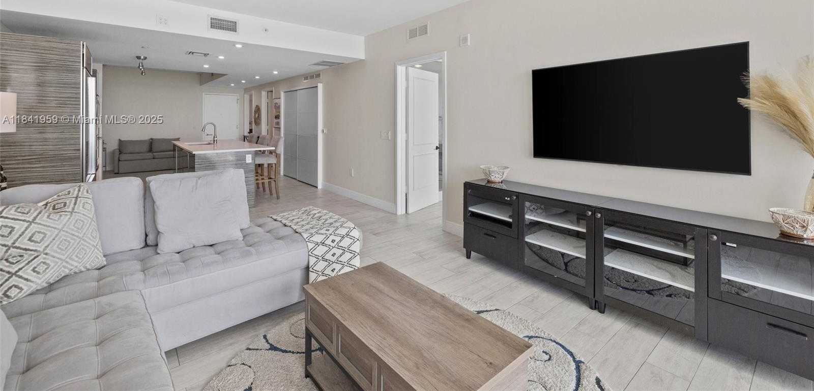 Small Image of 460 NORTH EAST 28TH ST #1605, Miami Number 22