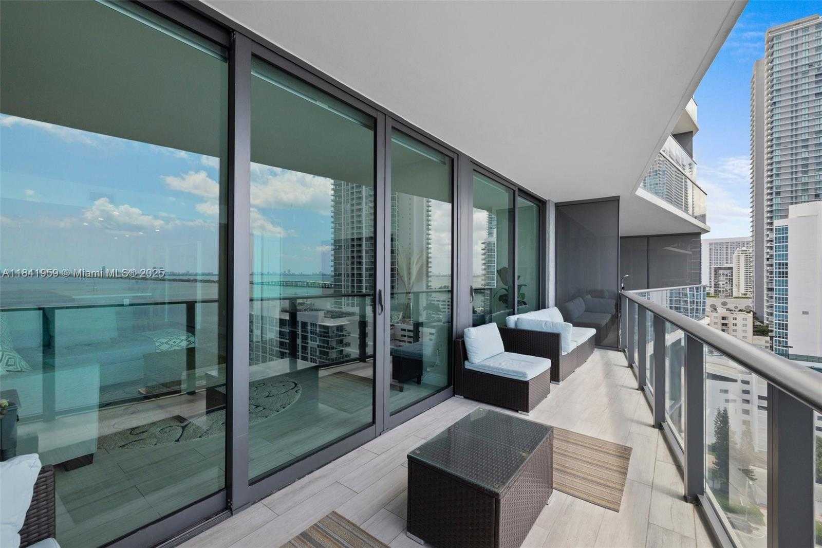 Small Image of 460 NORTH EAST 28TH ST #1605, Miami Number 31
