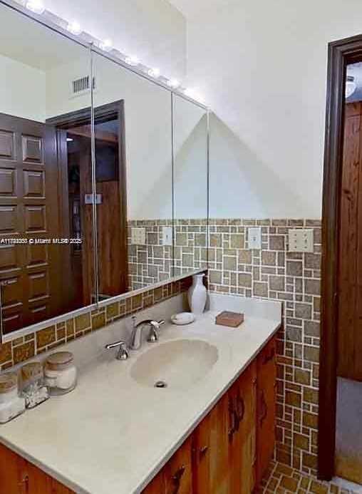 Small Image of 1634 NORTH EAST 105TH ST, Miami Shores Number 35