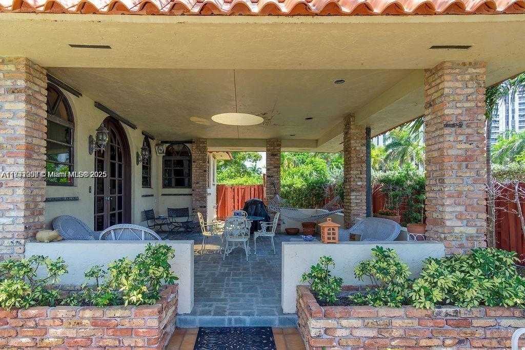 Small Image of 1634 NORTH EAST 105TH ST, Miami Shores Number 38