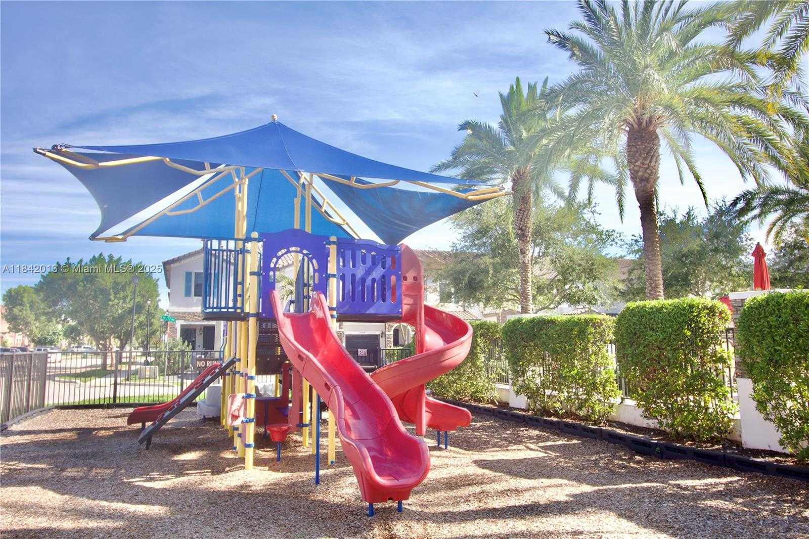 Small Image of 11564 SOUTH WEST 151 AVENUE, Miami Number 25