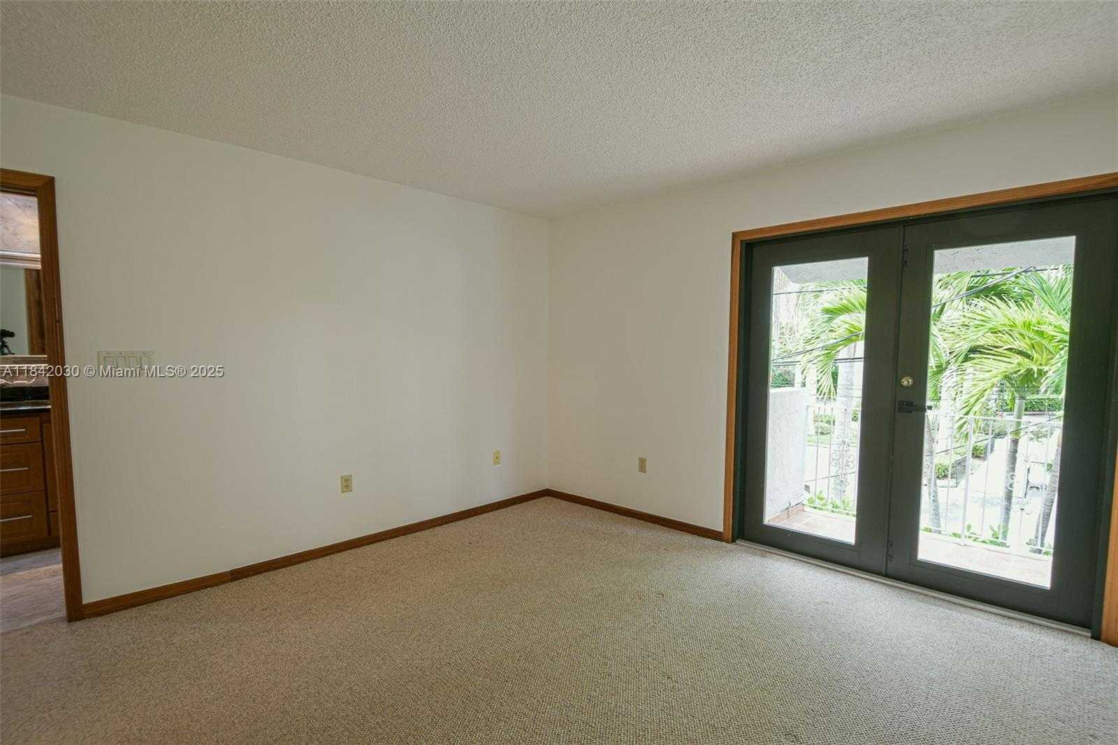 Small Image of 3542 SOUTH WEST 17 STREET #2B, Miami Number 14