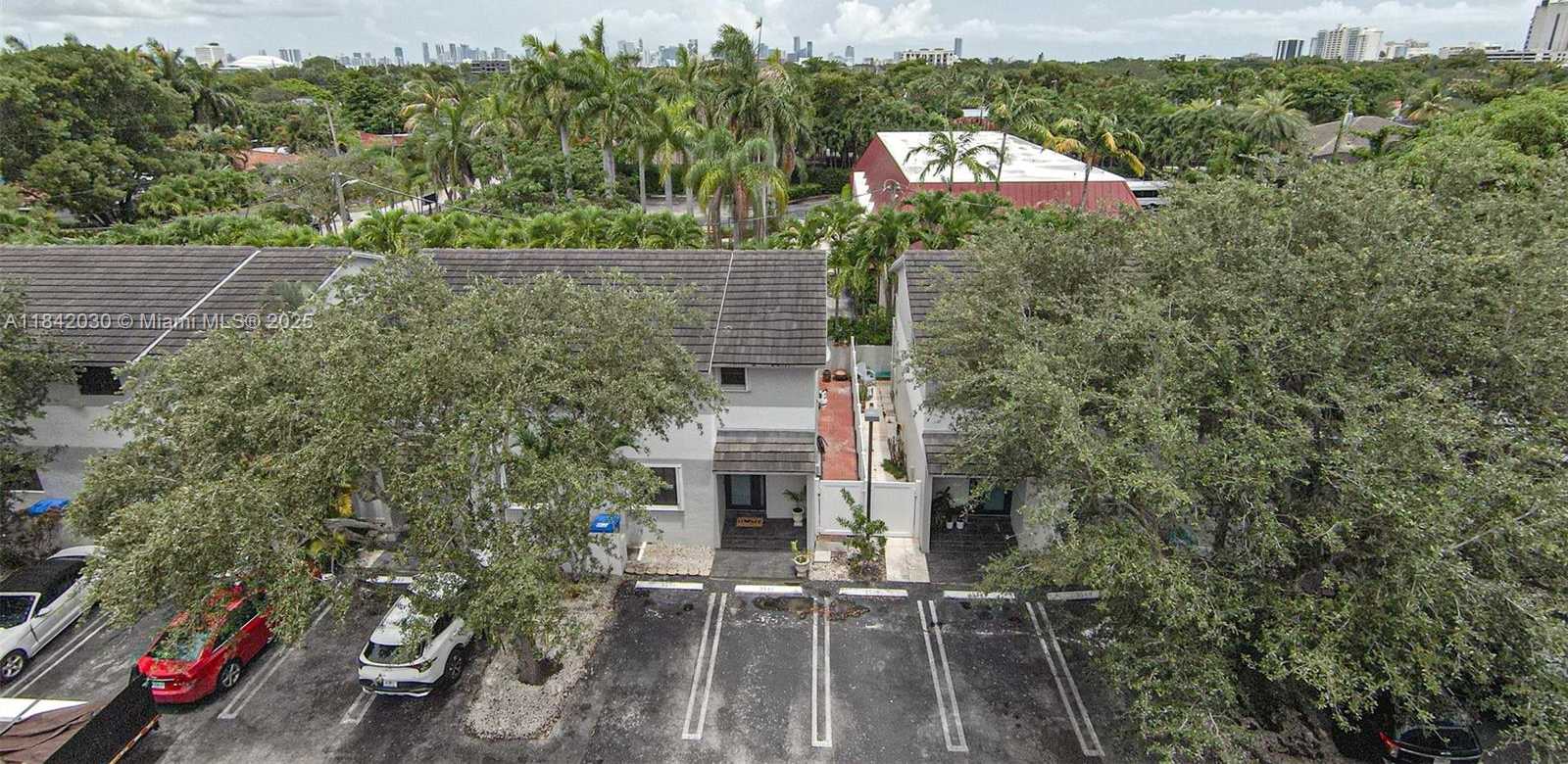 Small Image of 3542 SOUTH WEST 17 STREET #2B, Miami Number 2