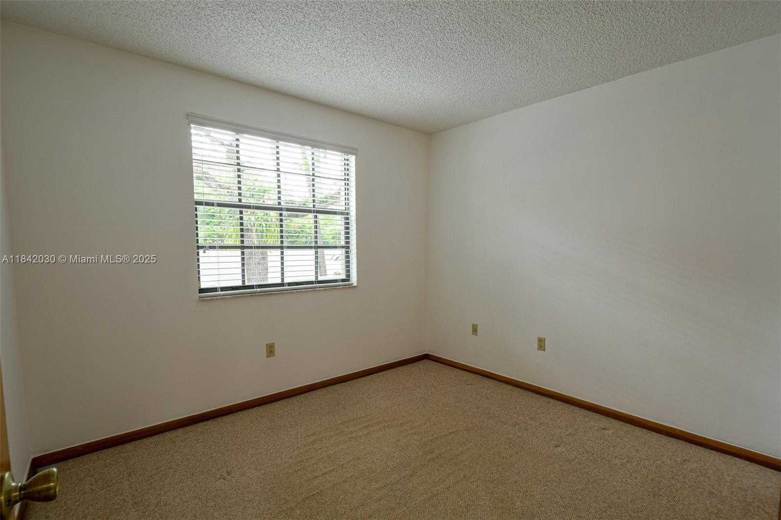 Small Image of 3542 SOUTH WEST 17 STREET #2B, Miami Number 5