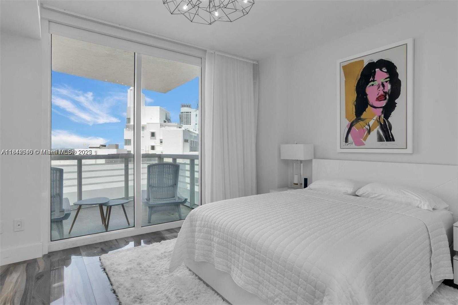 Small Image of 3801 COLLINS AVE #1104, Miami Beach Number 22