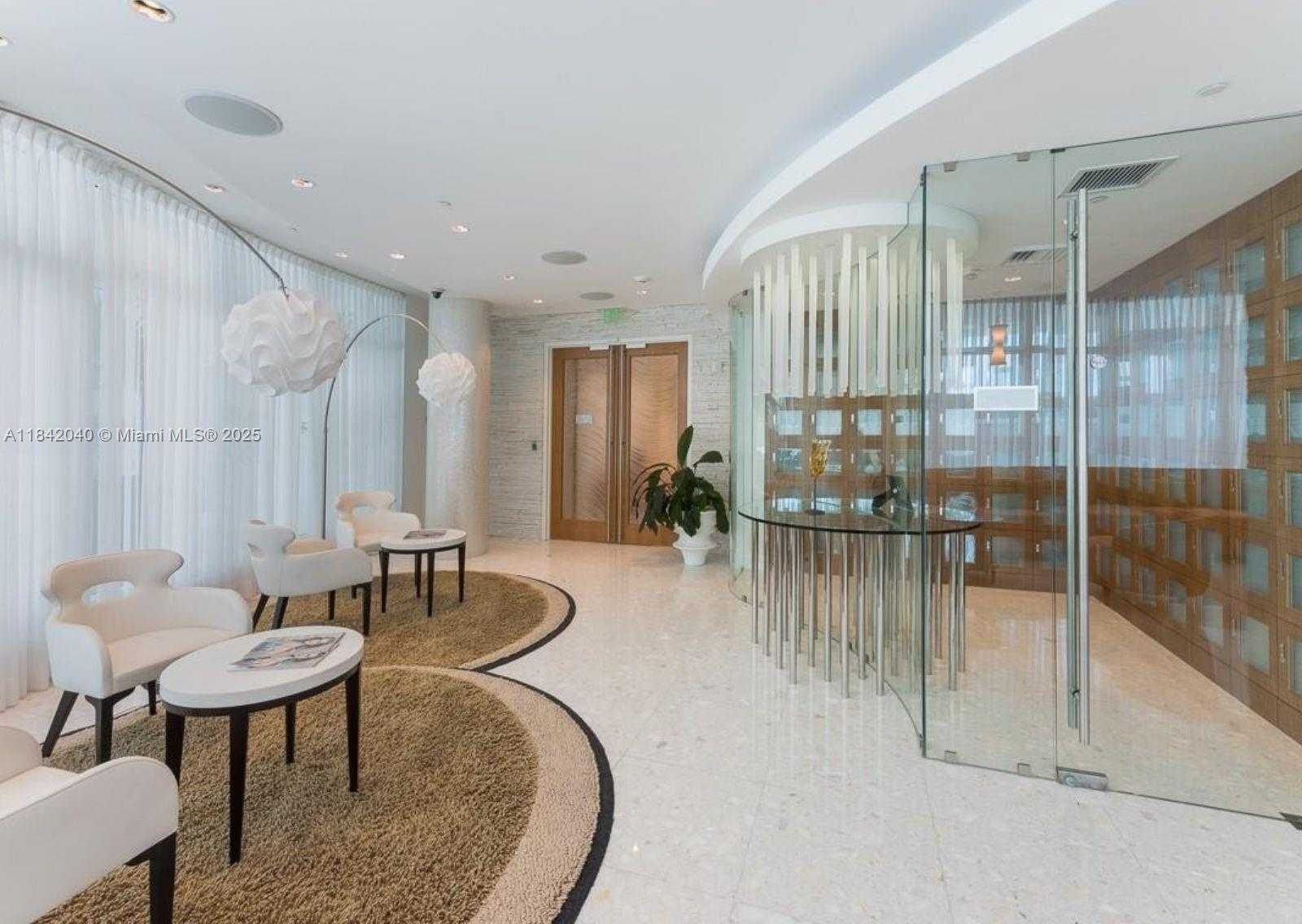 Small Image of 3801 COLLINS AVE #1104, Miami Beach Number 36