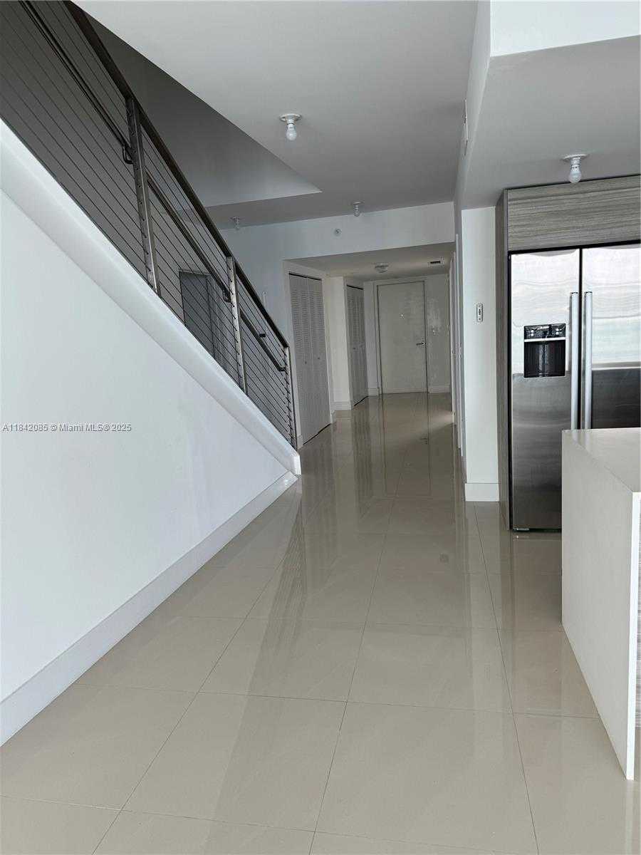 Small Image of 6620 INDIAN CREEK DR #713, Miami Beach Number 11