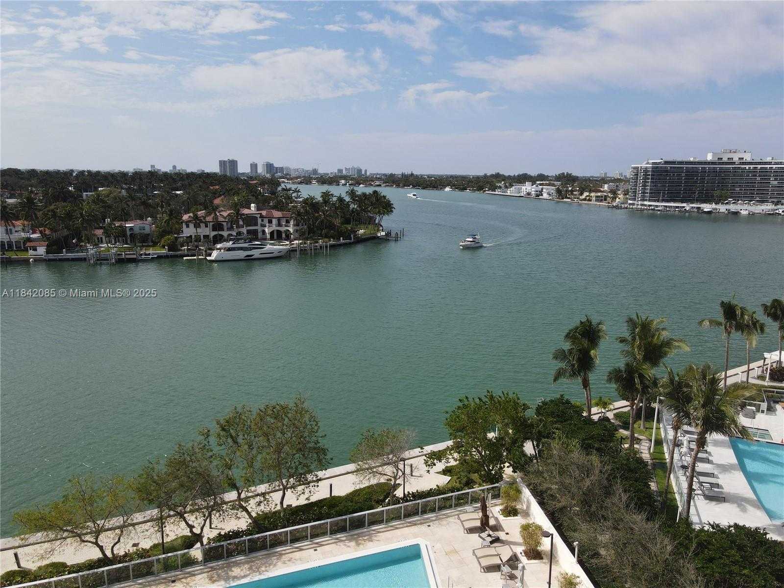 Small Image of 6620 INDIAN CREEK DR #713, Miami Beach Number 8