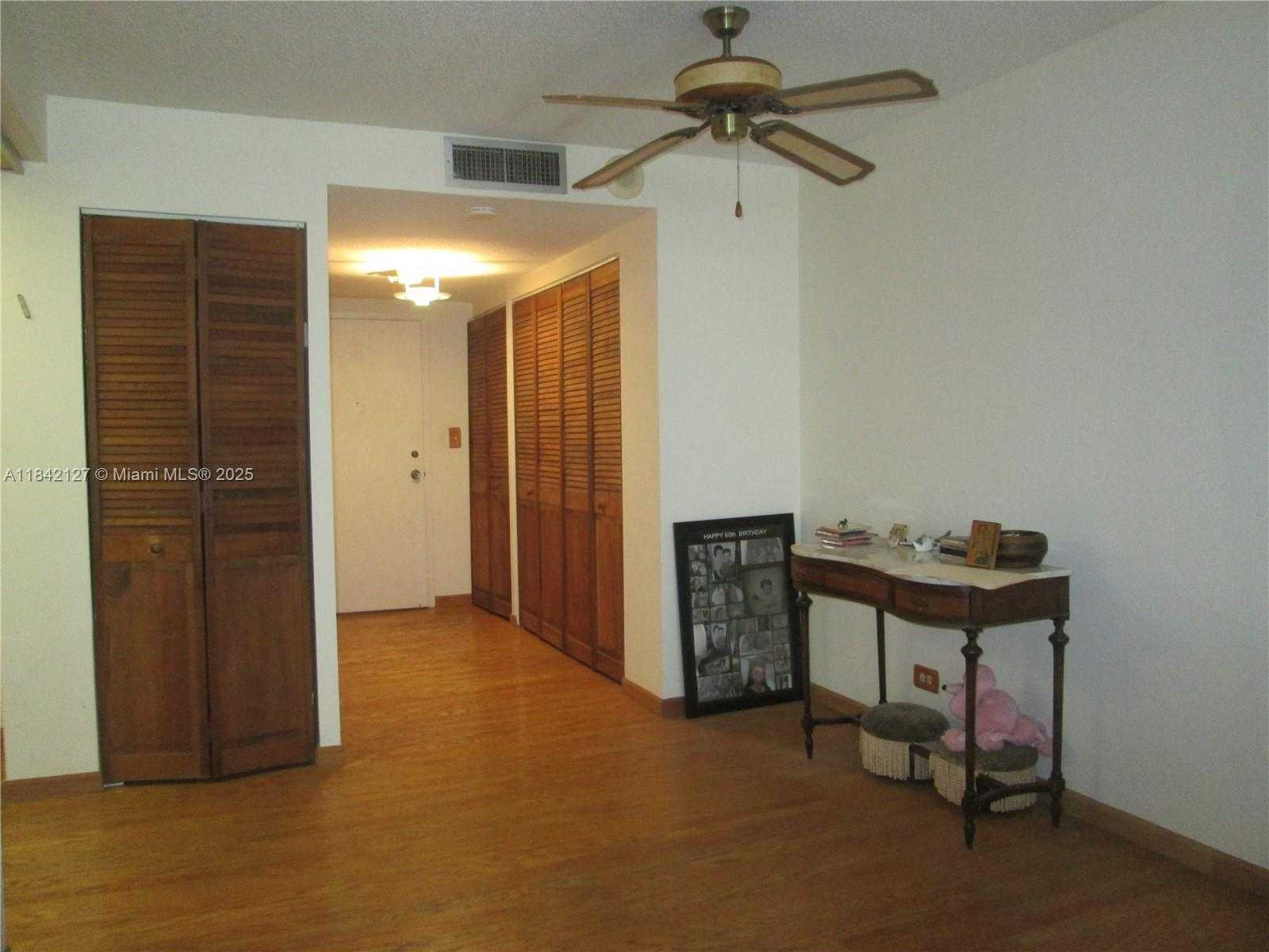 Small Image of 251 174TH ST #710, Sunny Isles Beach Number 10