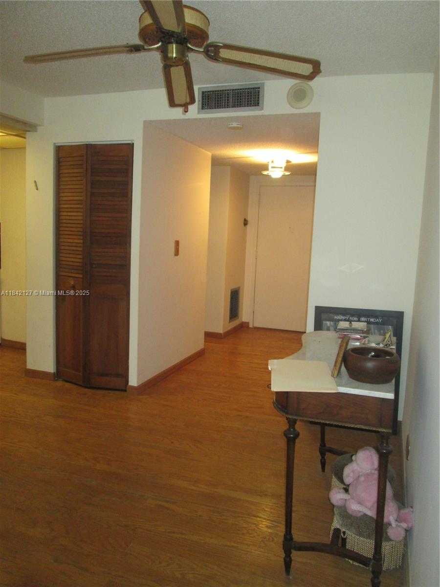 Small Image of 251 174TH ST #710, Sunny Isles Beach Number 14