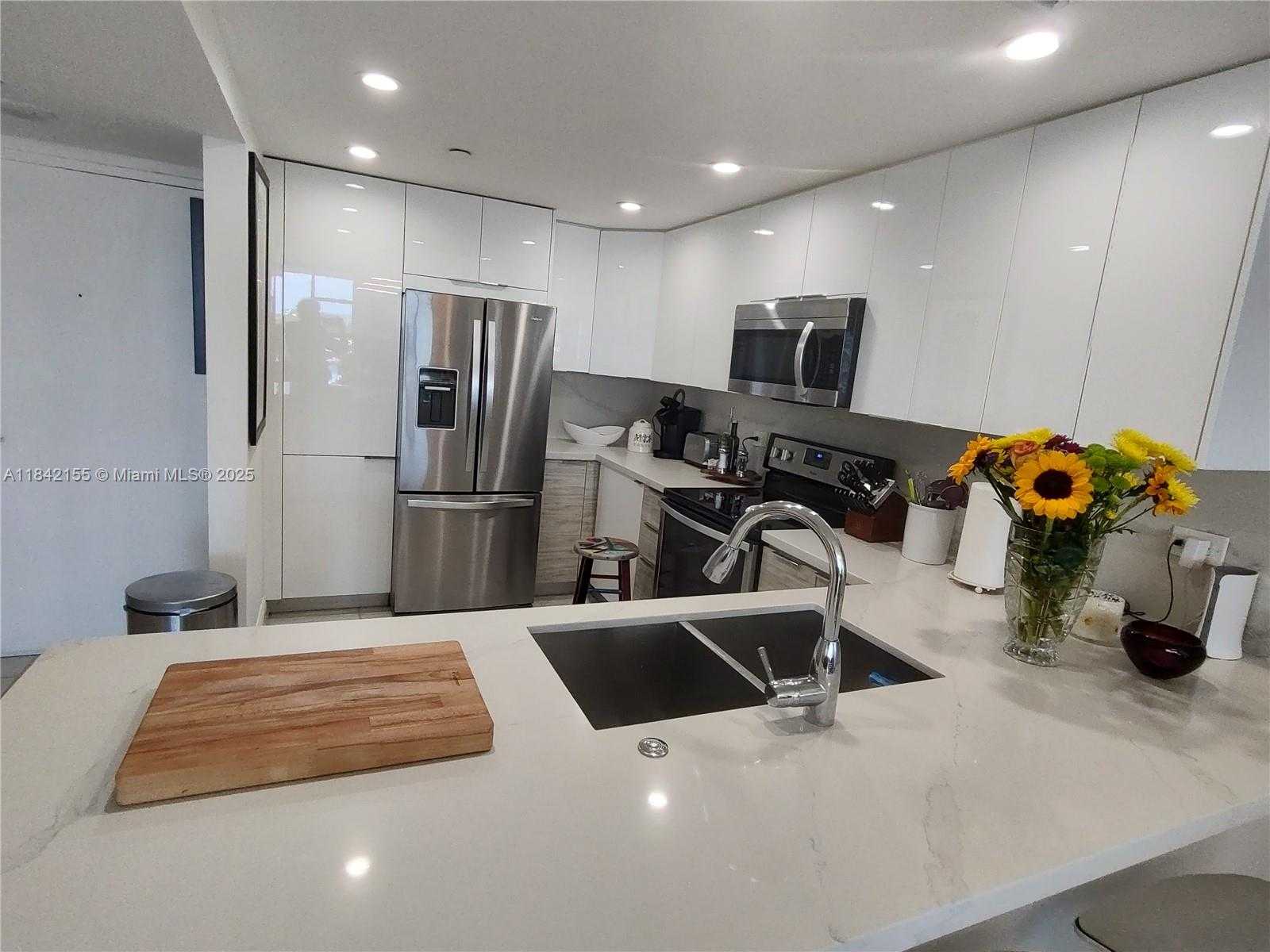 Small Image of 20505 EAST COUNTRY CLUB DR #833, Aventura Number 11