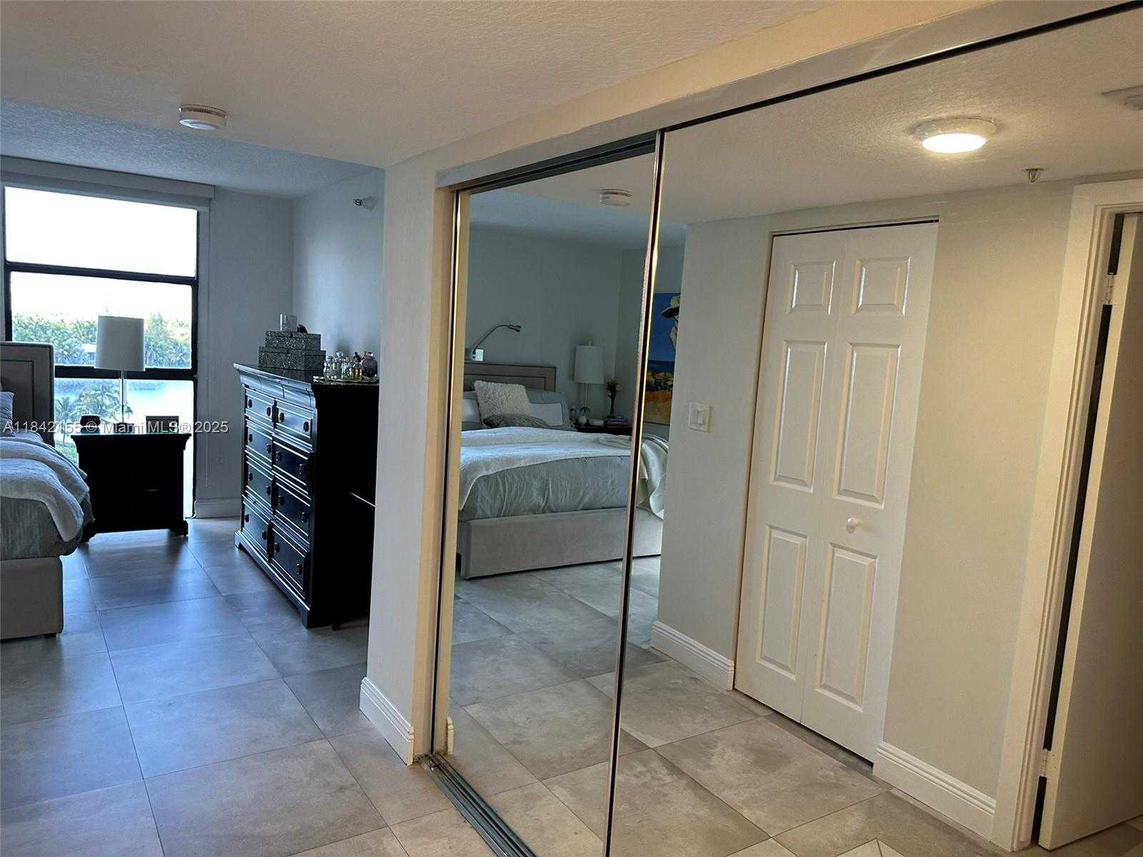 Small Image of 20505 EAST COUNTRY CLUB DR #833, Aventura Number 40