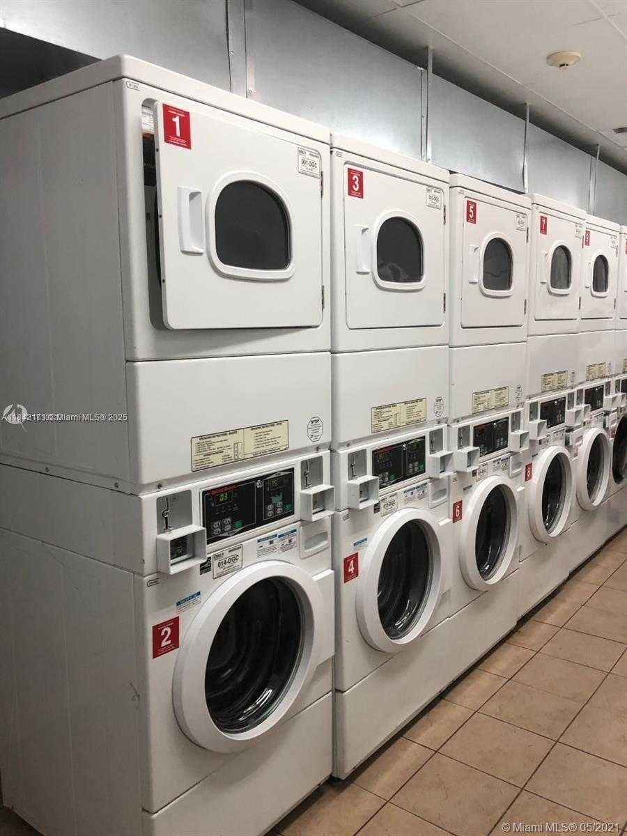 Small Image of 850 NORTH MIAMI AVE #W-1804, Miami Number 24