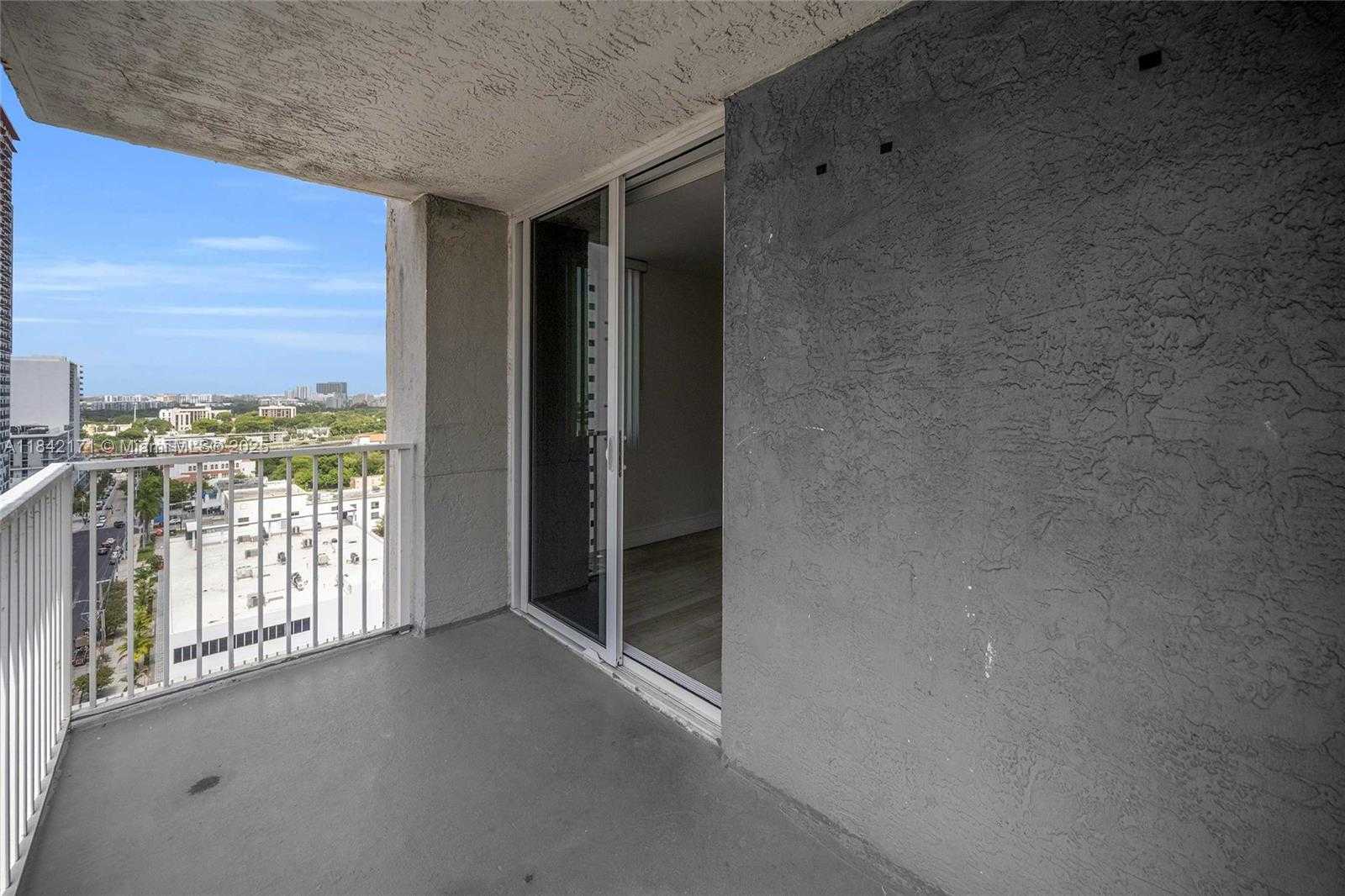 Small Image of 850 NORTH MIAMI AVE #W-1804, Miami Number 43