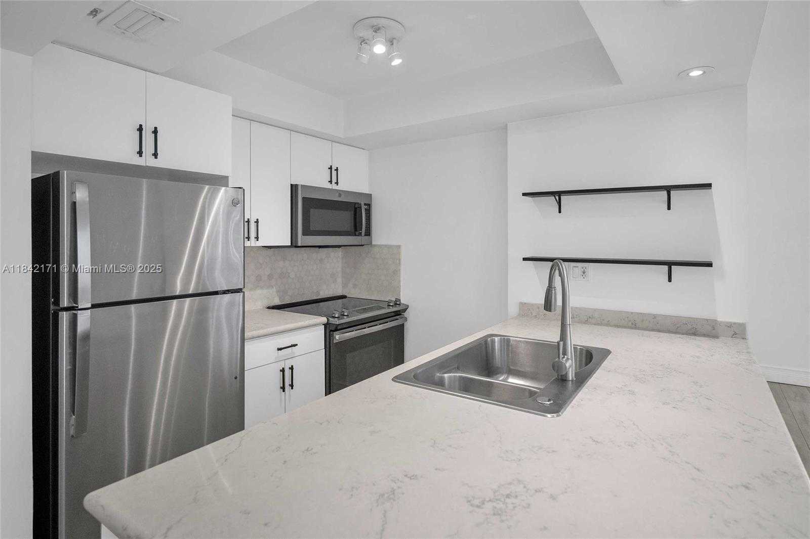 Small Image of 850 NORTH MIAMI AVE #W-1804, Miami Number 49