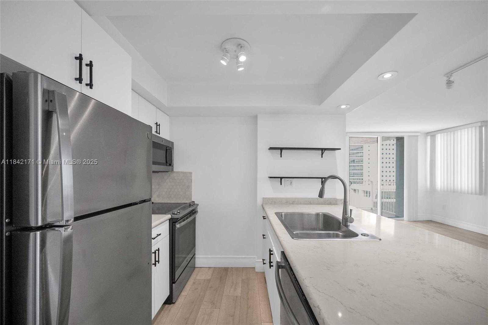 Small Image of 850 NORTH MIAMI AVE #W-1804, Miami Number 54