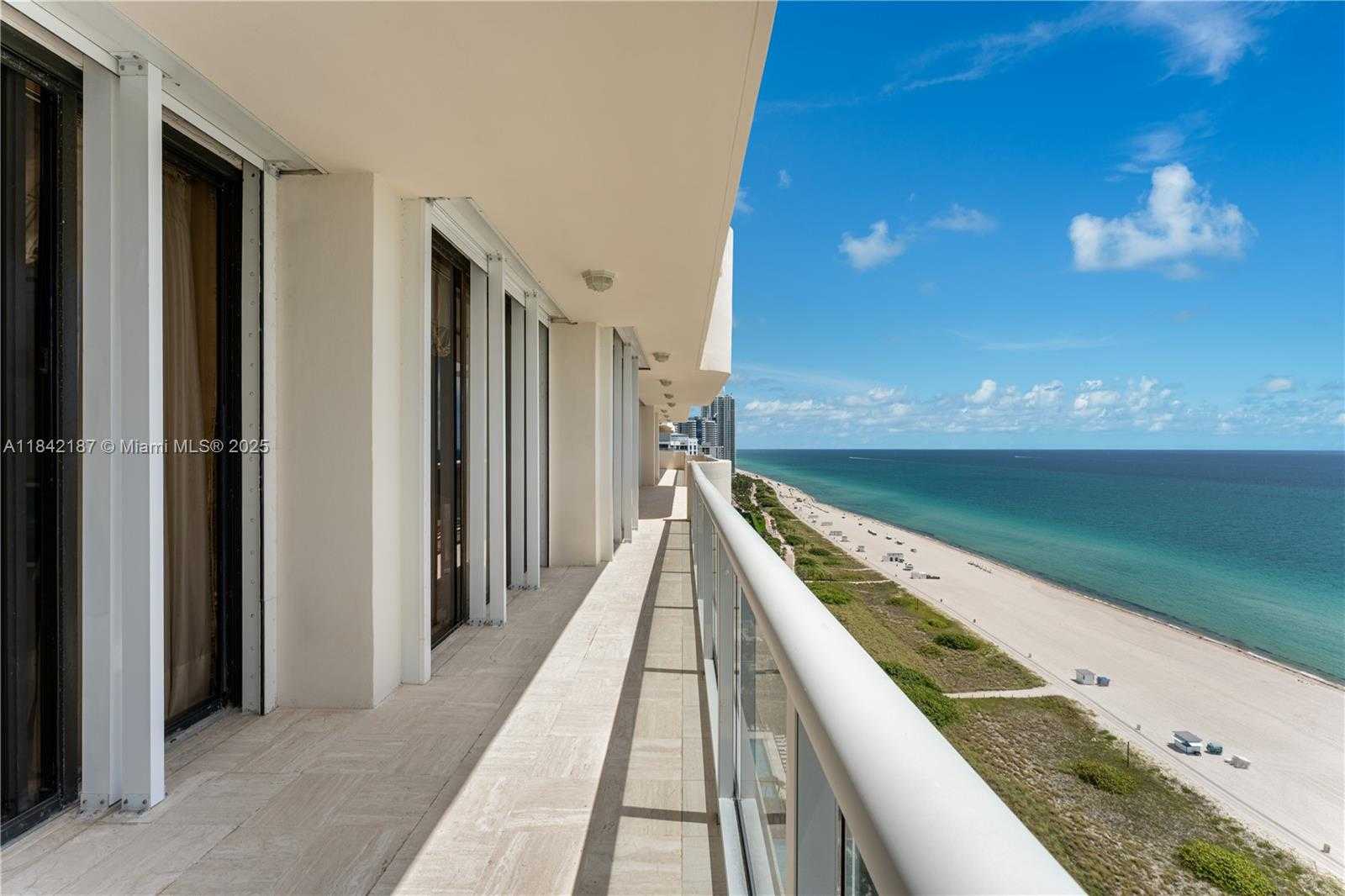 Small Image of 5757 COLLINS AVE #PH-4, Miami Beach Number 8