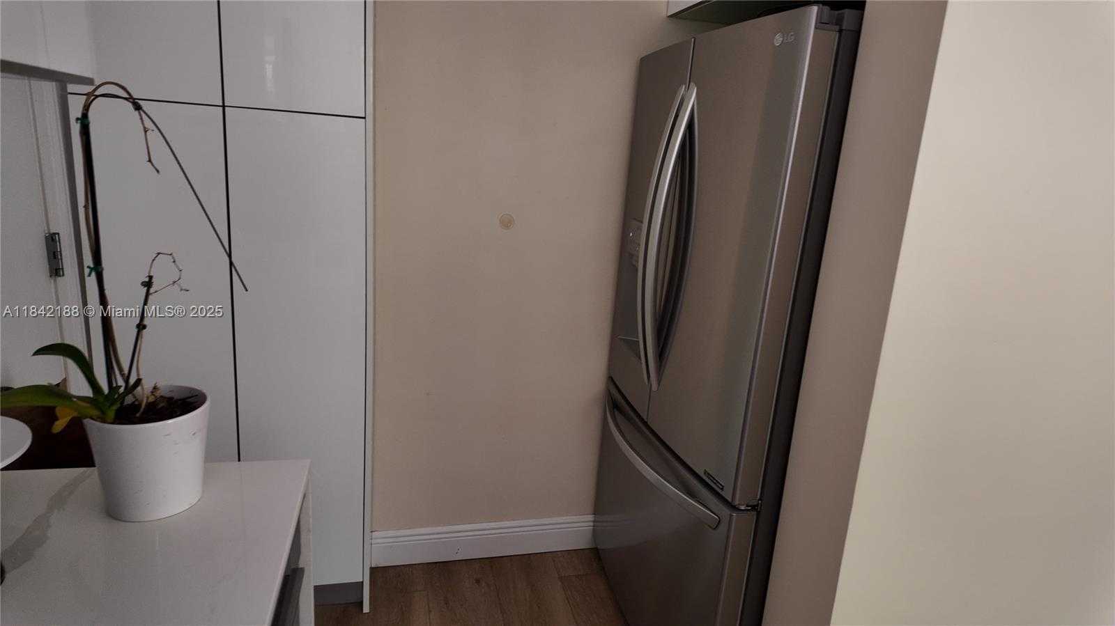 Small Image of 1535 MERIDIAN AVE #6, Miami Beach Number 22