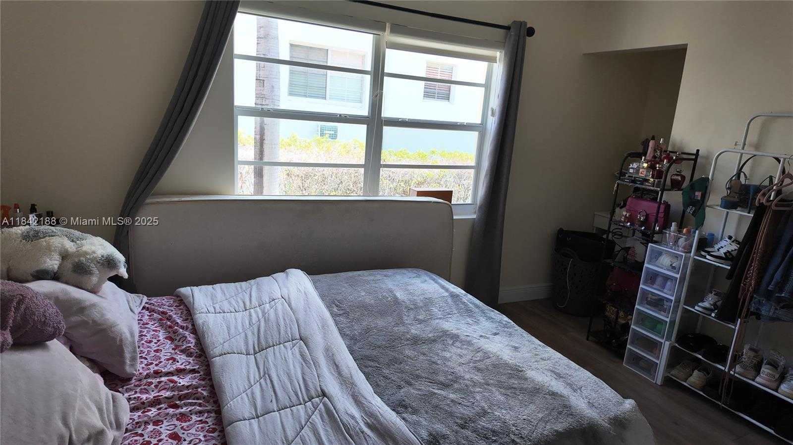Small Image of 1535 MERIDIAN AVE #6, Miami Beach Number 27