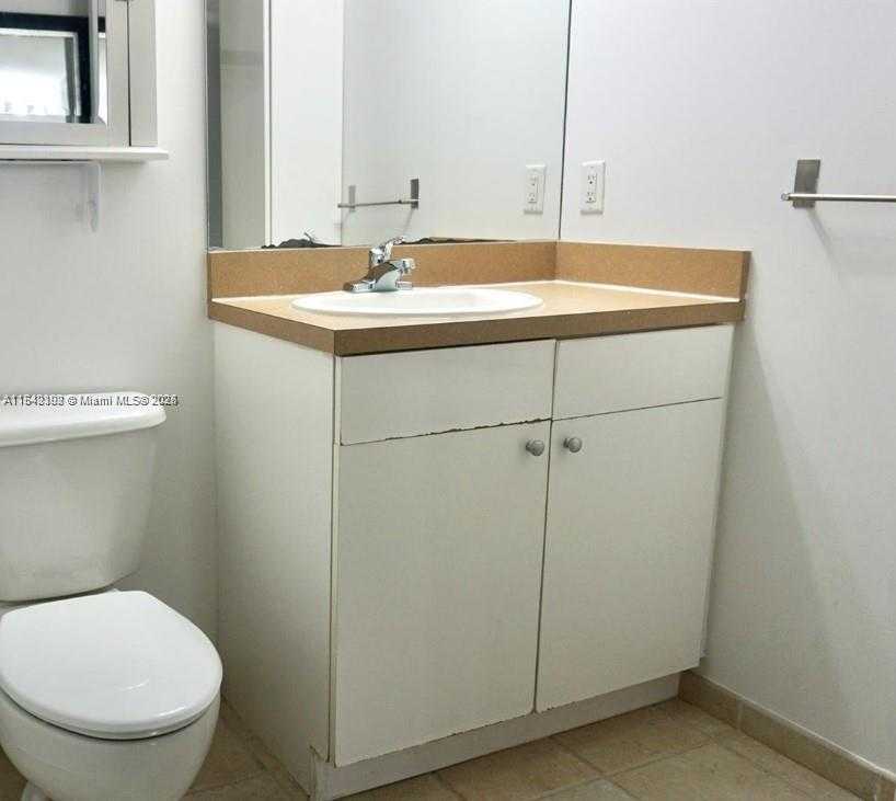 Small Image of 1250 SOUTH MIAMI AVE #2006, Miami Number 14