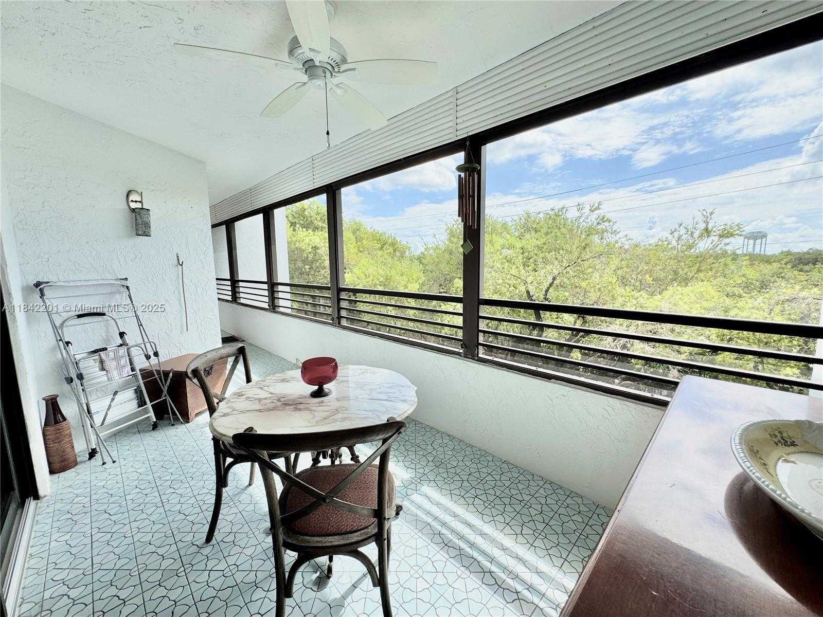 Small Image of 1400 SHERIDAN ST #23J, Hollywood Number 18