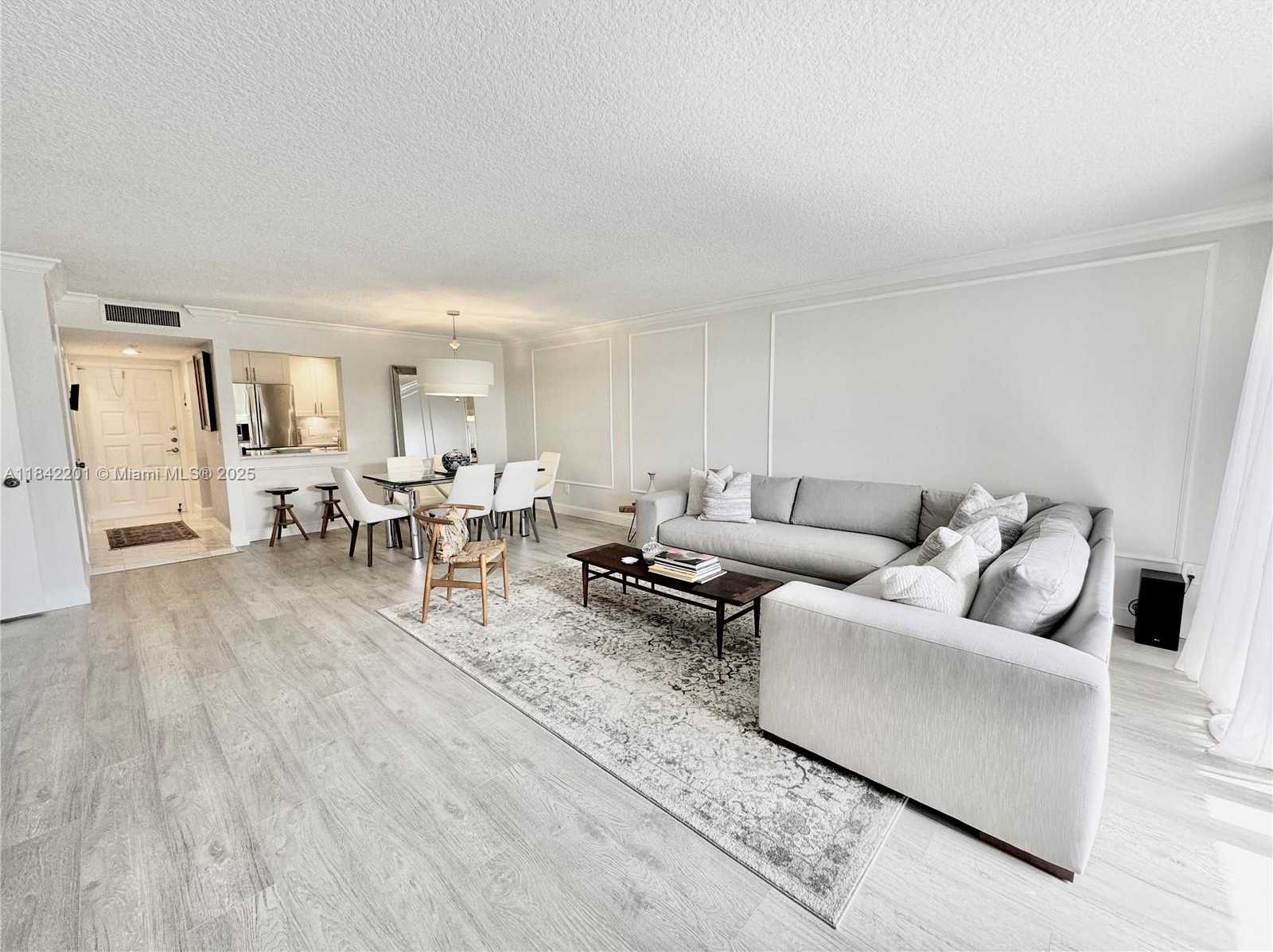 Small Image of 1400 SHERIDAN ST #23J, Hollywood Number 3