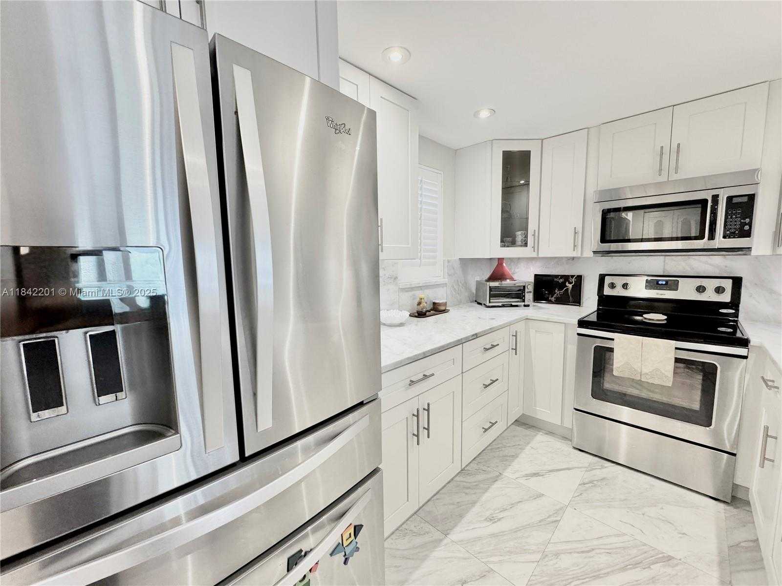 Small Image of 1400 SHERIDAN ST #23J, Hollywood Number 7