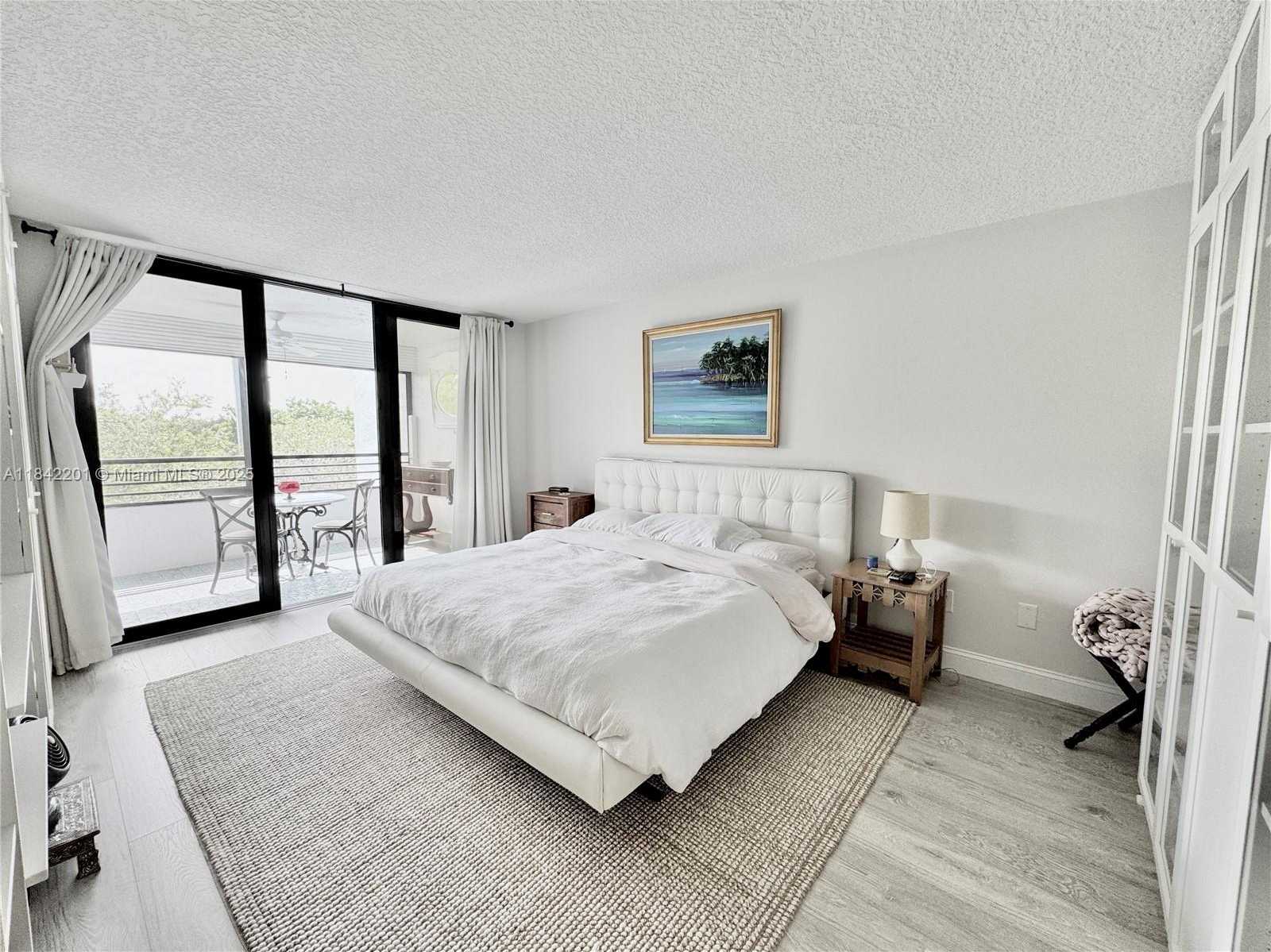 Small Image of 1400 SHERIDAN ST #23J, Hollywood Number 9