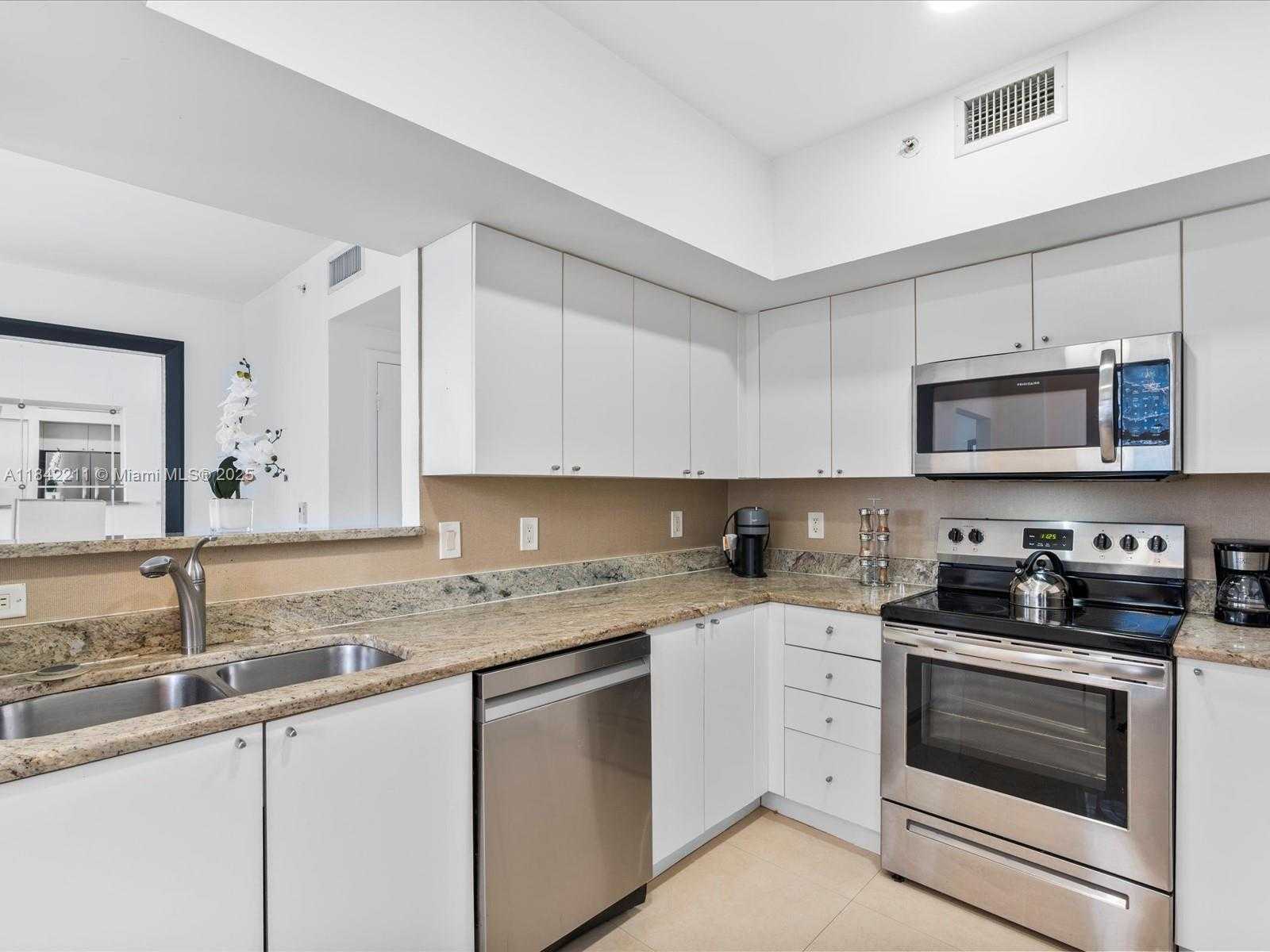 Small Image of 17375 COLLINS AVE #808, Sunny Isles Beach Number 13