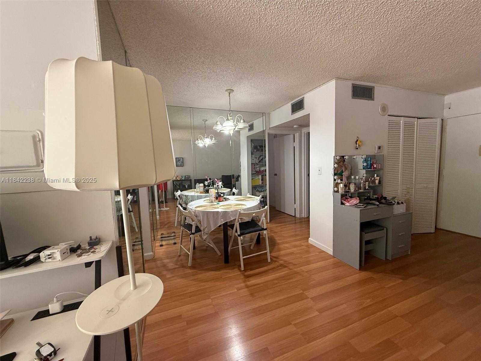 Small Image of 16909 NORTH BAY RD #217, Sunny Isles Beach Number 37