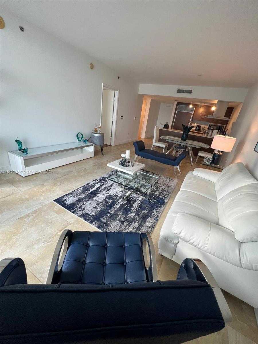 Small Image of 495 BRICKELL AVE #2707, Miami Number 13