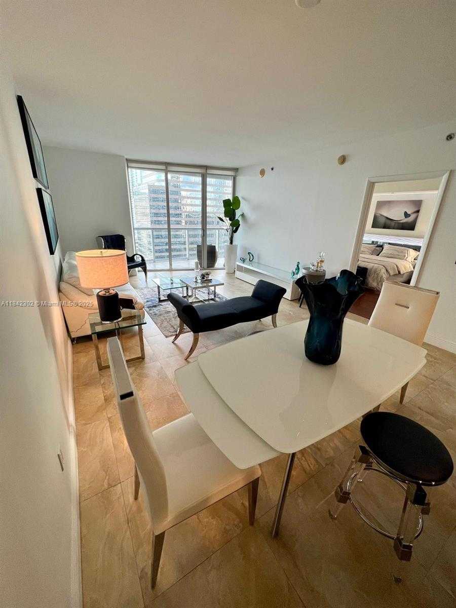 Small Image of 495 BRICKELL AVE #2707, Miami Number 16
