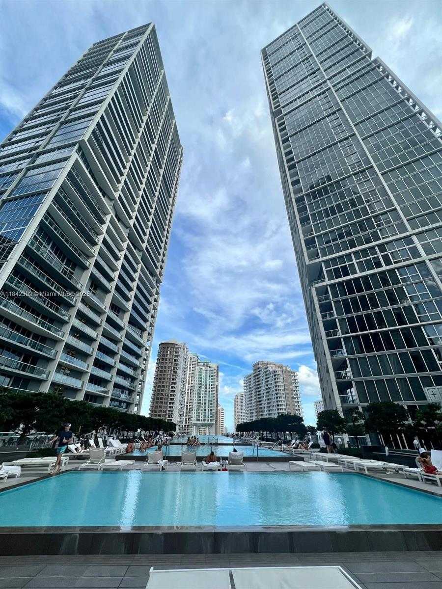 Small Image of 495 BRICKELL AVE #2707, Miami Number 5